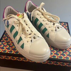 Kurt Geiger Cream with Green Stripes Colorful Casual Sneakers